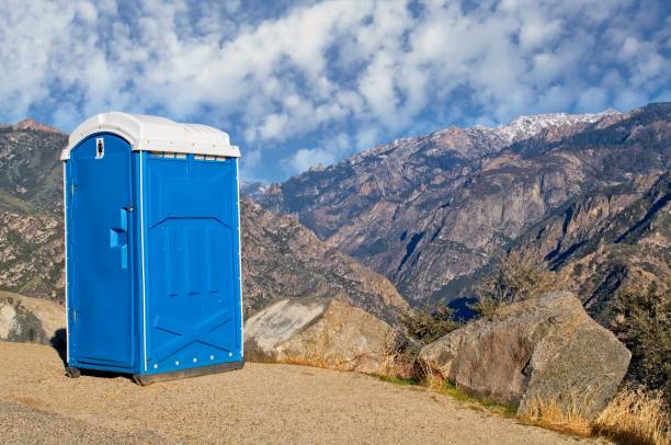 Best VIP or Luxury Restroom Trailers  in Homestead Meadows North, TX